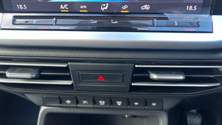 Ford Transit Connect 230 L2 Diesel 2.0 EcoBlue 102ps Limited Van